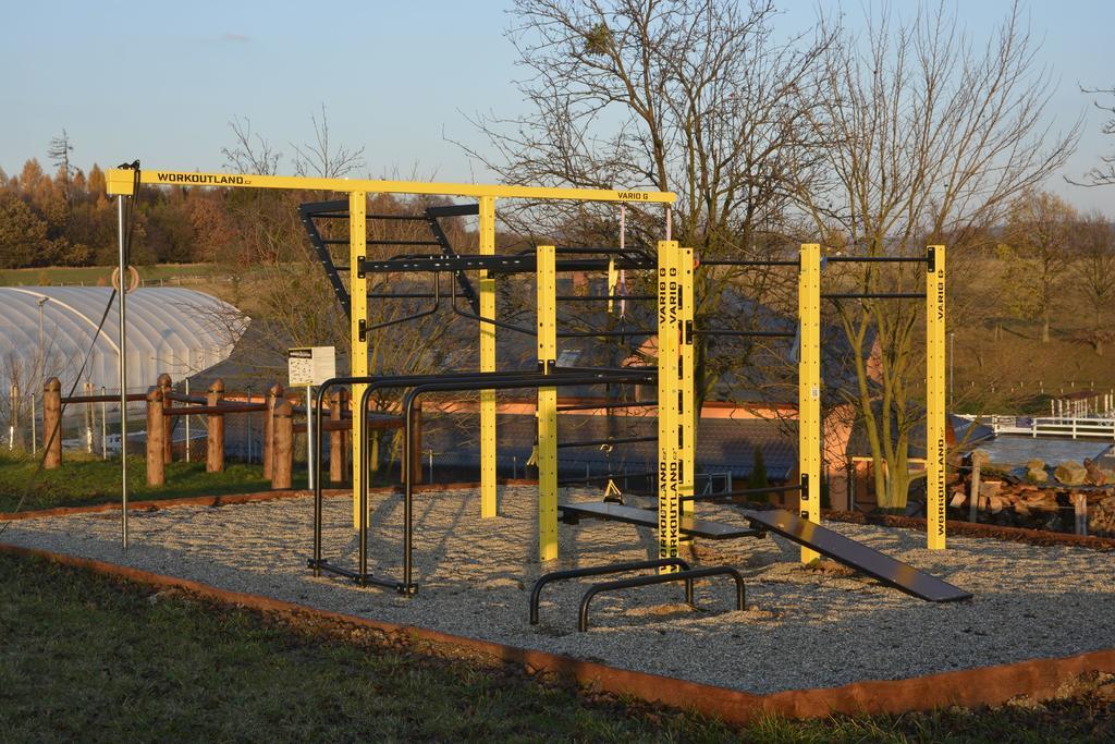 Hotel Horse Riding - Jezdecky Areal Tršice Екстериор снимка